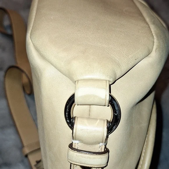 COACH VINTAGE LEGACY TAN SHOULDER CROSSBODY BAG C1069-F15170 - Picture 8 of 16